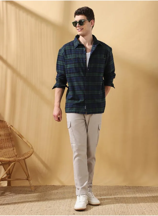 دينيس لينغو Relaxed Fit Checks Green Flannel Regular Length Full Sleeves Spread Collar Woven Weave Button Down for Men -designed to keep you ahead in style.