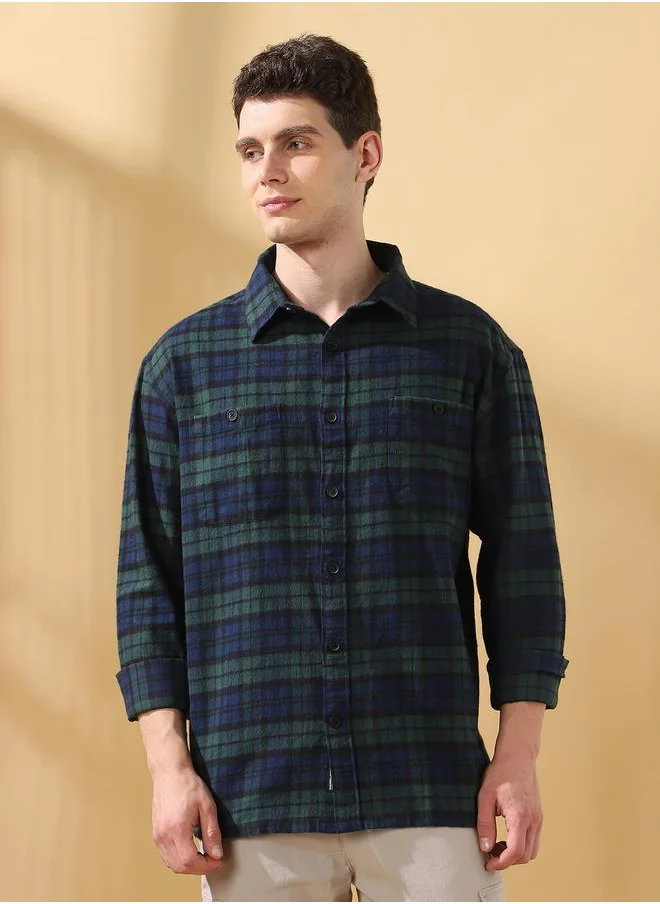 دينيس لينغو Relaxed Fit Checks Green Flannel Regular Length Full Sleeves Spread Collar Woven Weave Button Down for Men -designed to keep you ahead in style.