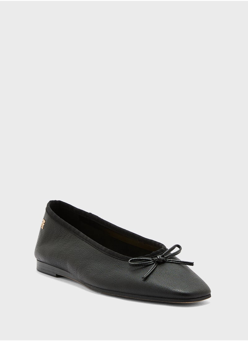 TOMMY HILFIGER - Logo Detail Ballerina - Image 1