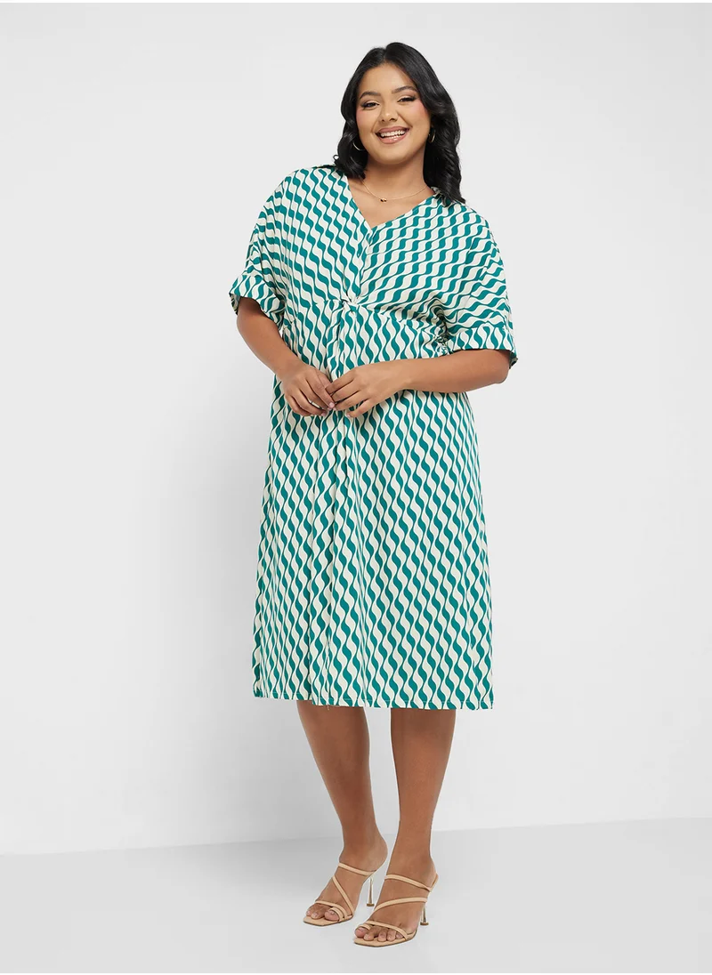 Ginger Plus Geometric Print Collared Midi Dress