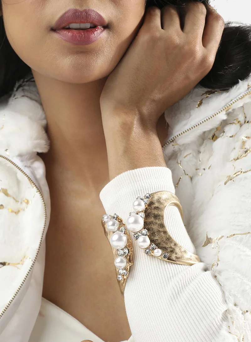 SOHI Pearl Drop Symphony Statement Artificial Bracelet Jewellery