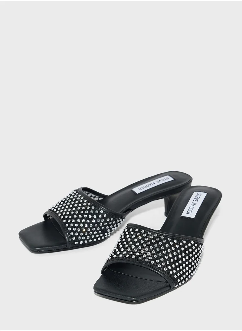 STEVE MADDEN Cross Strap Mid Heel Sandals
