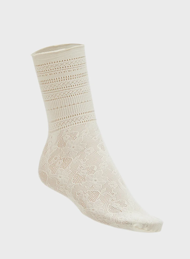 Ginger Lace Crew Socks
