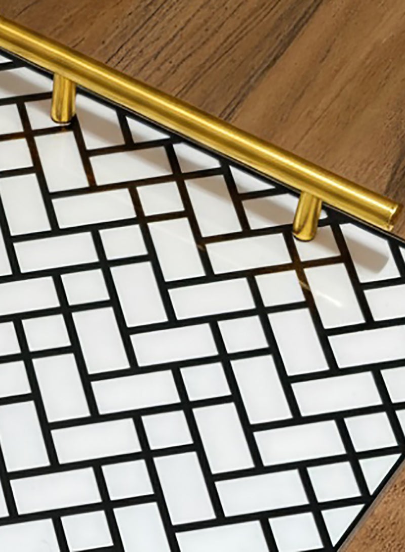 لوحة صينية تقديم من الأكريليك بتصميم مزخرف ومقابض معدنية ذهبية اللون - Image 3