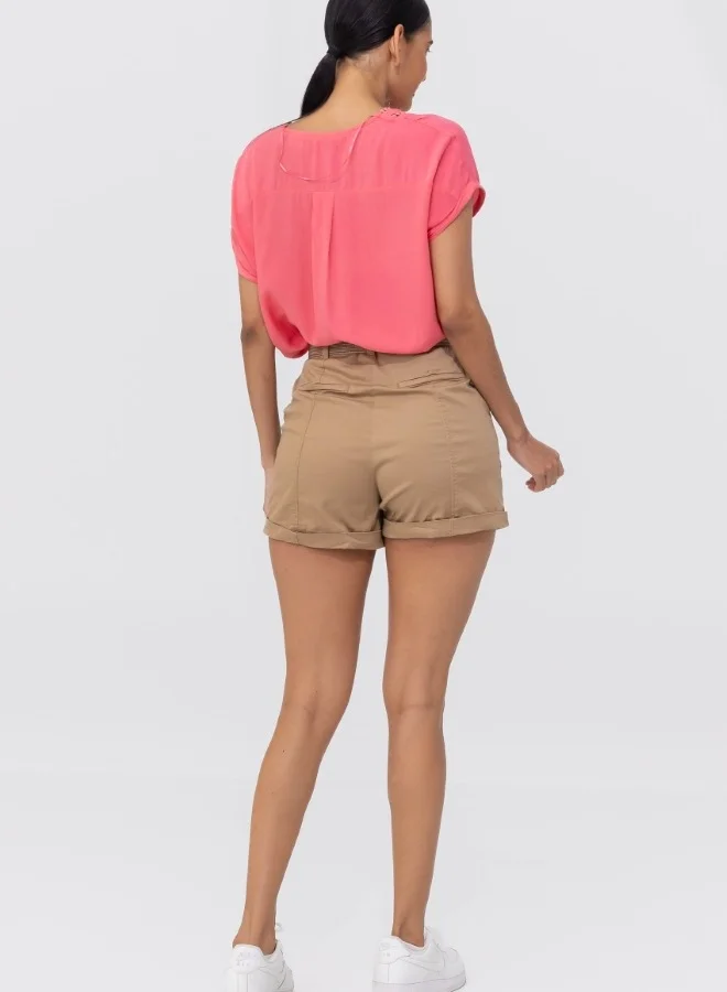 ZABAIONE Khaki High-Waisted Shorts with Belt - Casual Rolled Hem Summer Shorts