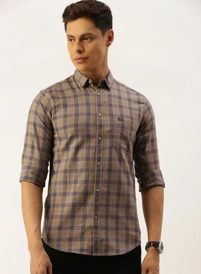 The Indian Garage Co Men Slim Fit Checkered Full Sleeves Spread Collar Casual Shirt