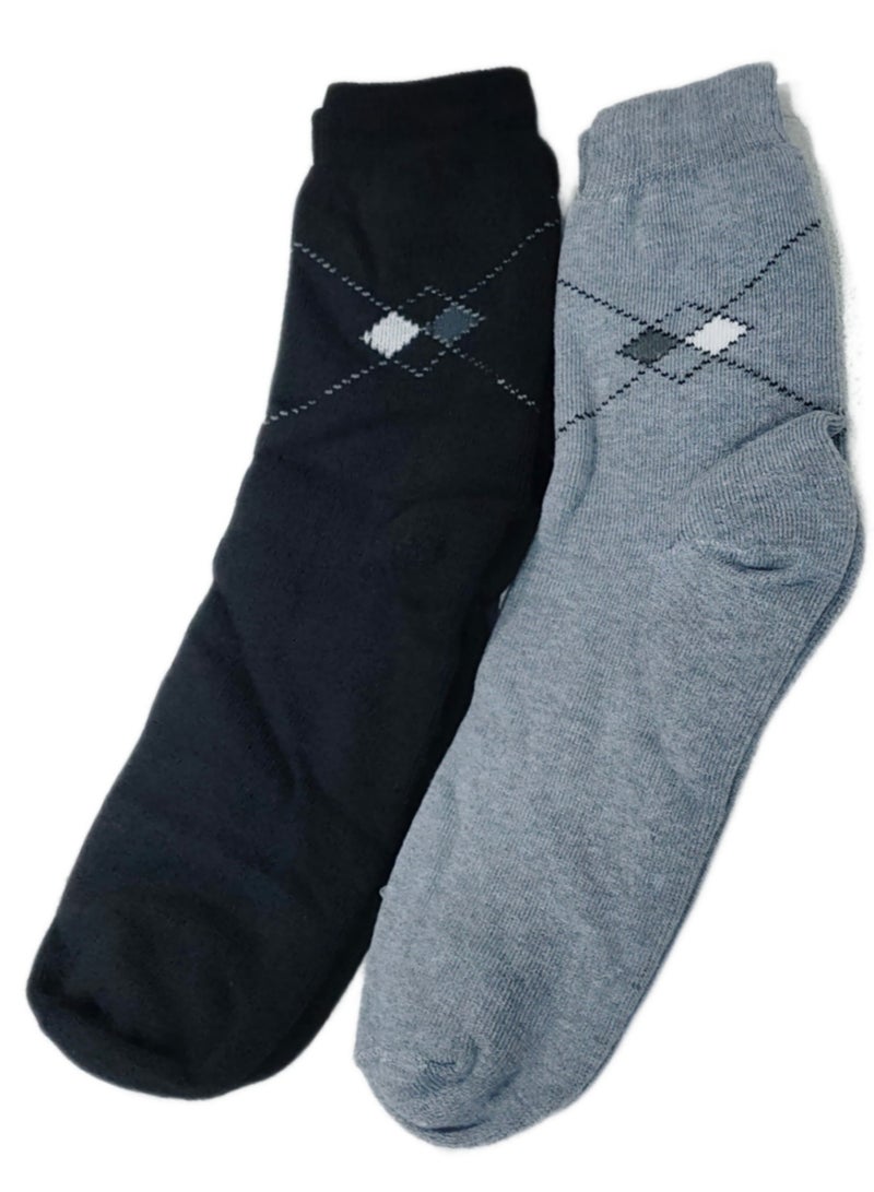 2 Pairs of socks, The warmest socks for cold feet: Heat up your winter adventure  - Image 2