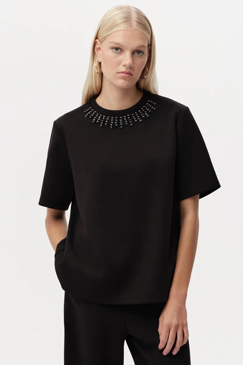 EXQUISE Stone Detail Crew Neck Short Sleeve T-Shirt