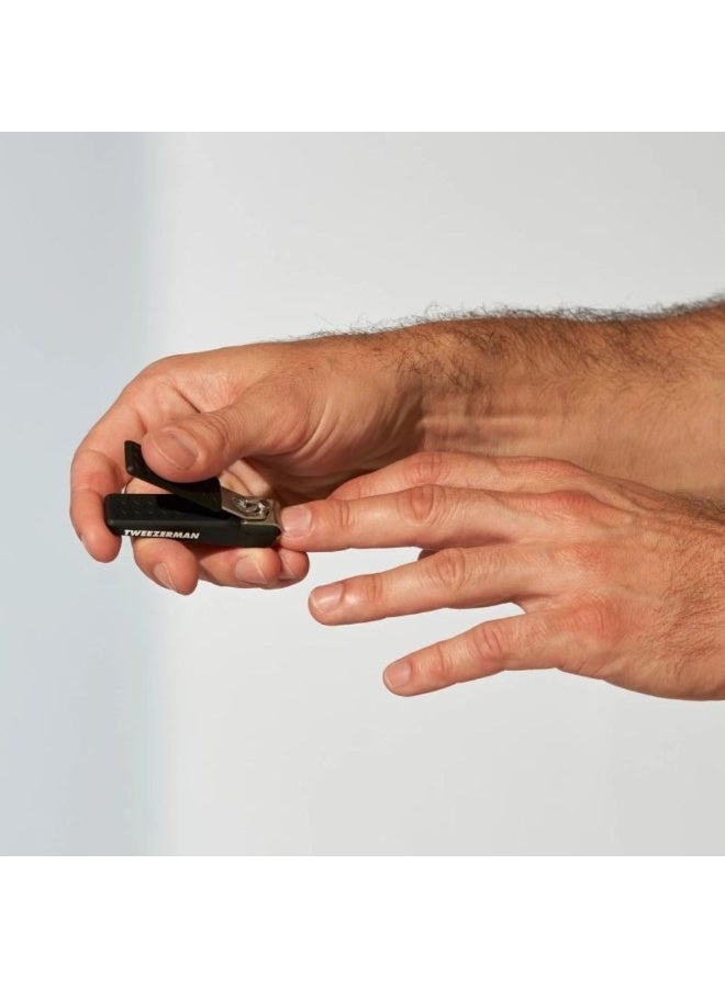 Tweezerman Precision Grip Fingernail Clipper with Case 1unit - Image 3
