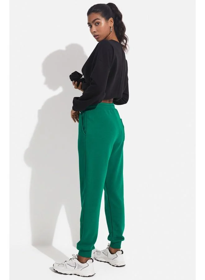 JUNE June Women Relaxed Fit Ribbed Leg Basic Sweatpant Green