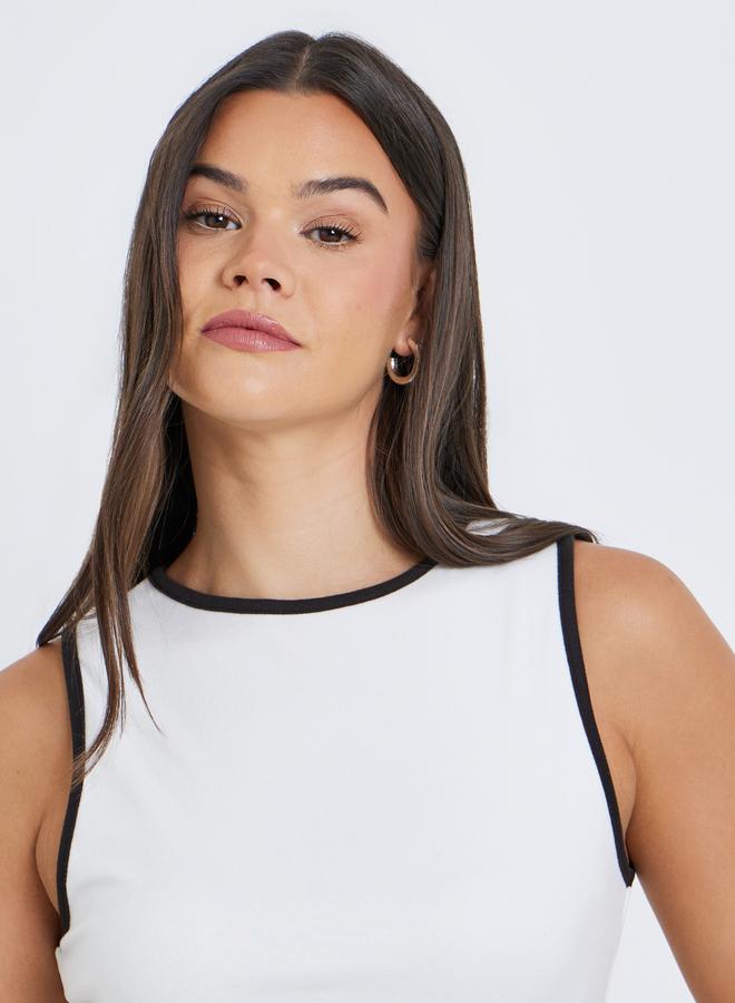 Styli Women White Contrast Binding Fitted Tank - Image 4