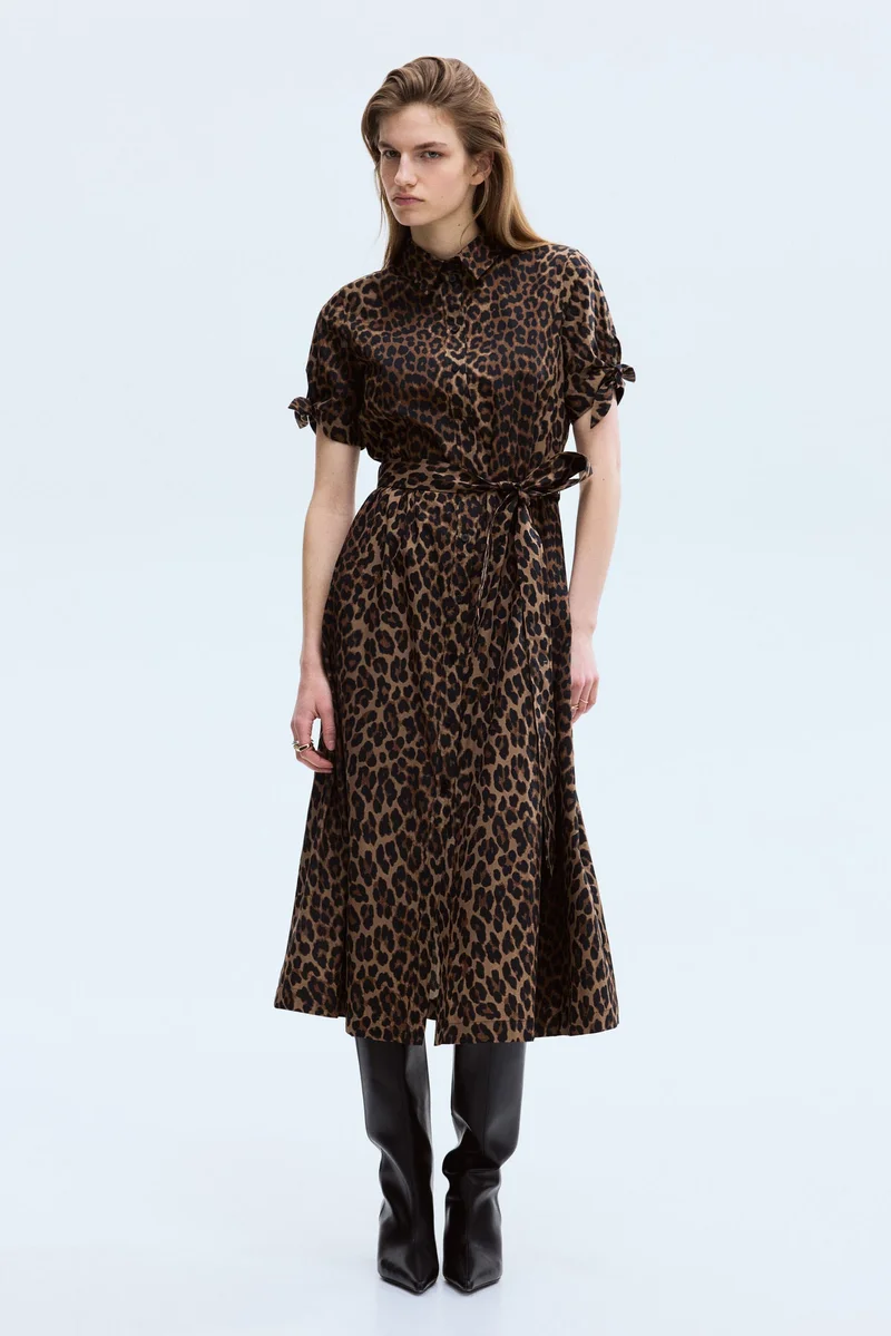 اتش اند ام فستان قميص بأكمام قصيرة