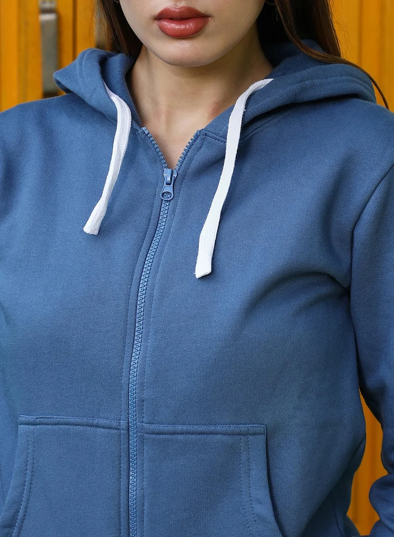 Campus Sutra Women's Electric Blue Solid Zip-Front Hoodie