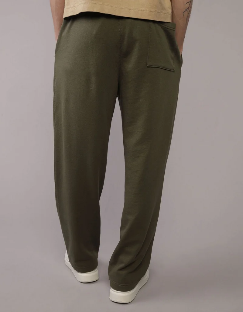 American Eagle  AE Graphic Sweatpant for Men | Best Price UAE