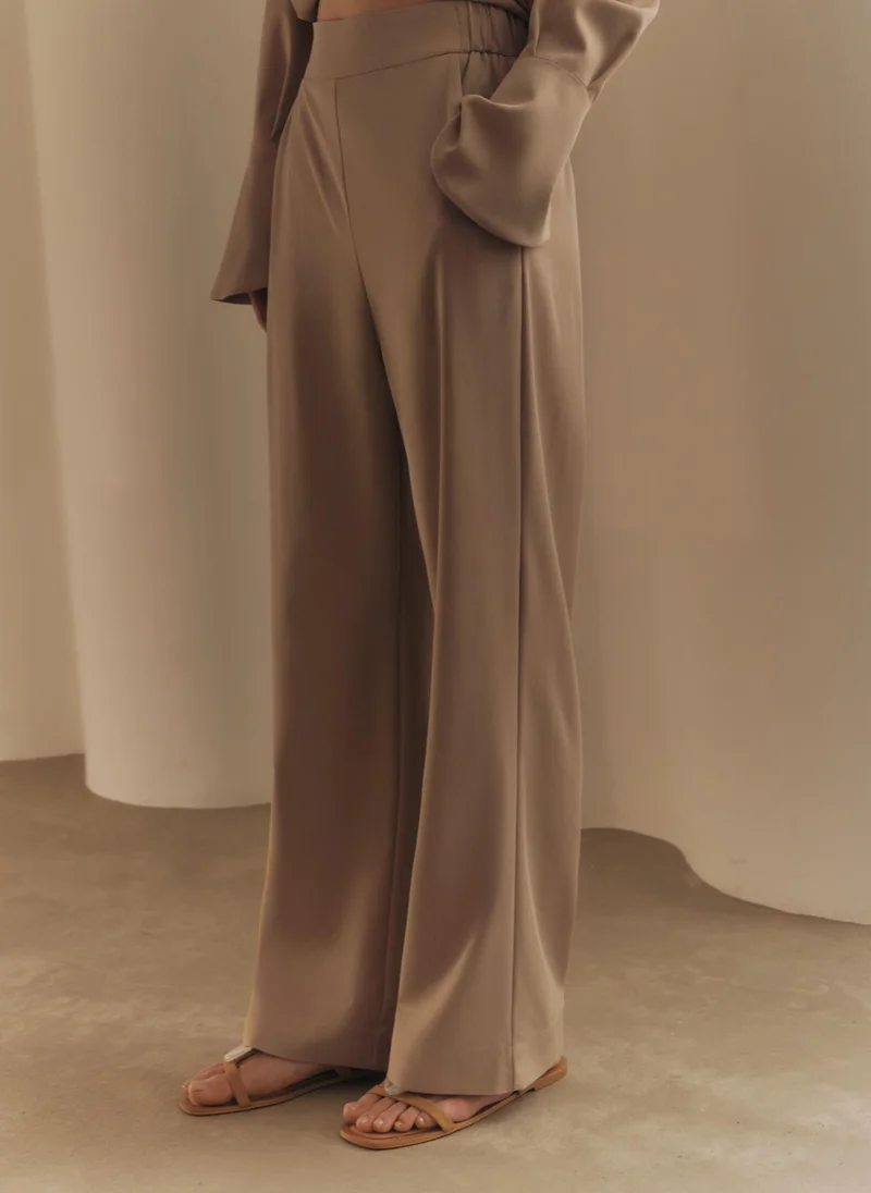 ليتشي سروال مستقيم ذو حزام خصر مطاطي