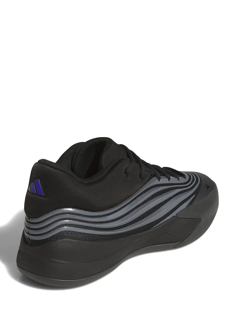 adidas داميكس