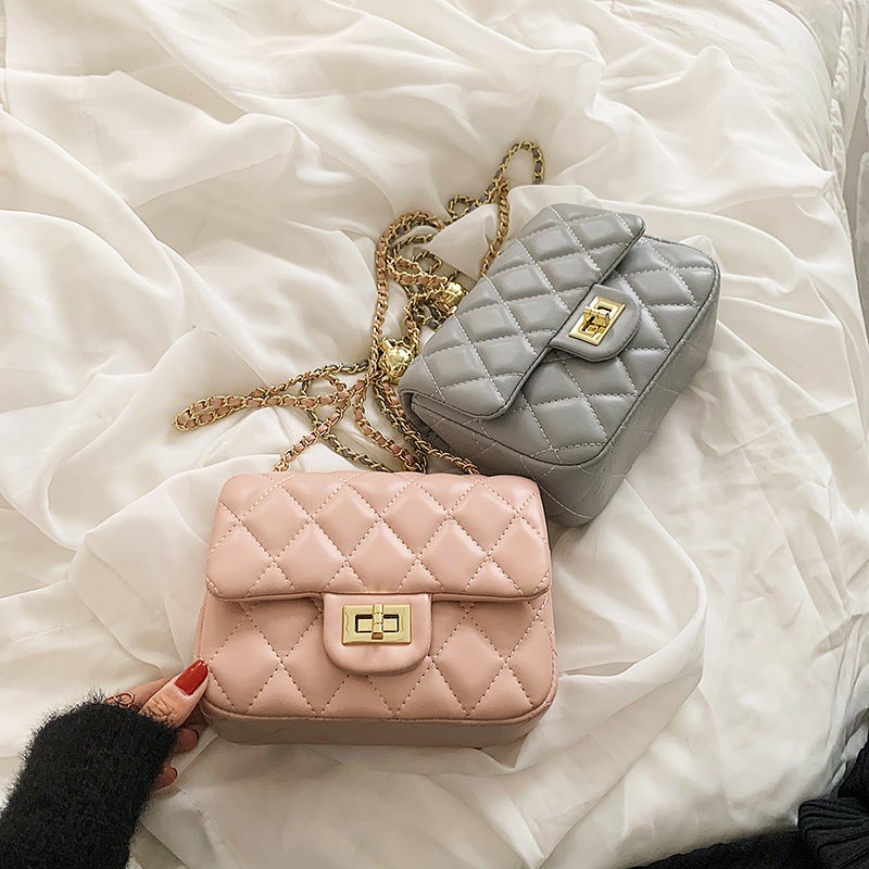 2022 Popular All-Match Women'S Bag Shoulder Crossbody Bag Rhombic Chain Fashionable Niche Simple Retro - Image 5
