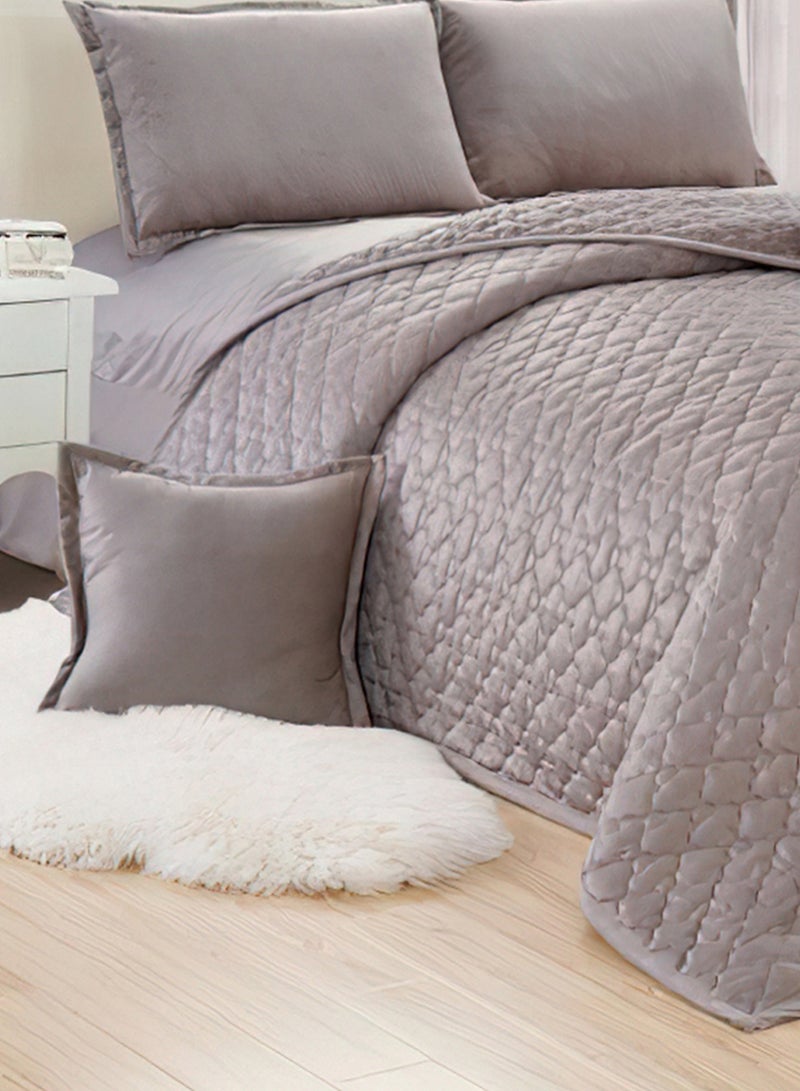 Sleep night Soft Velvet Comforter set, 6 Pcs Soft Bedding Set, King Size 220x240cm - Image 3