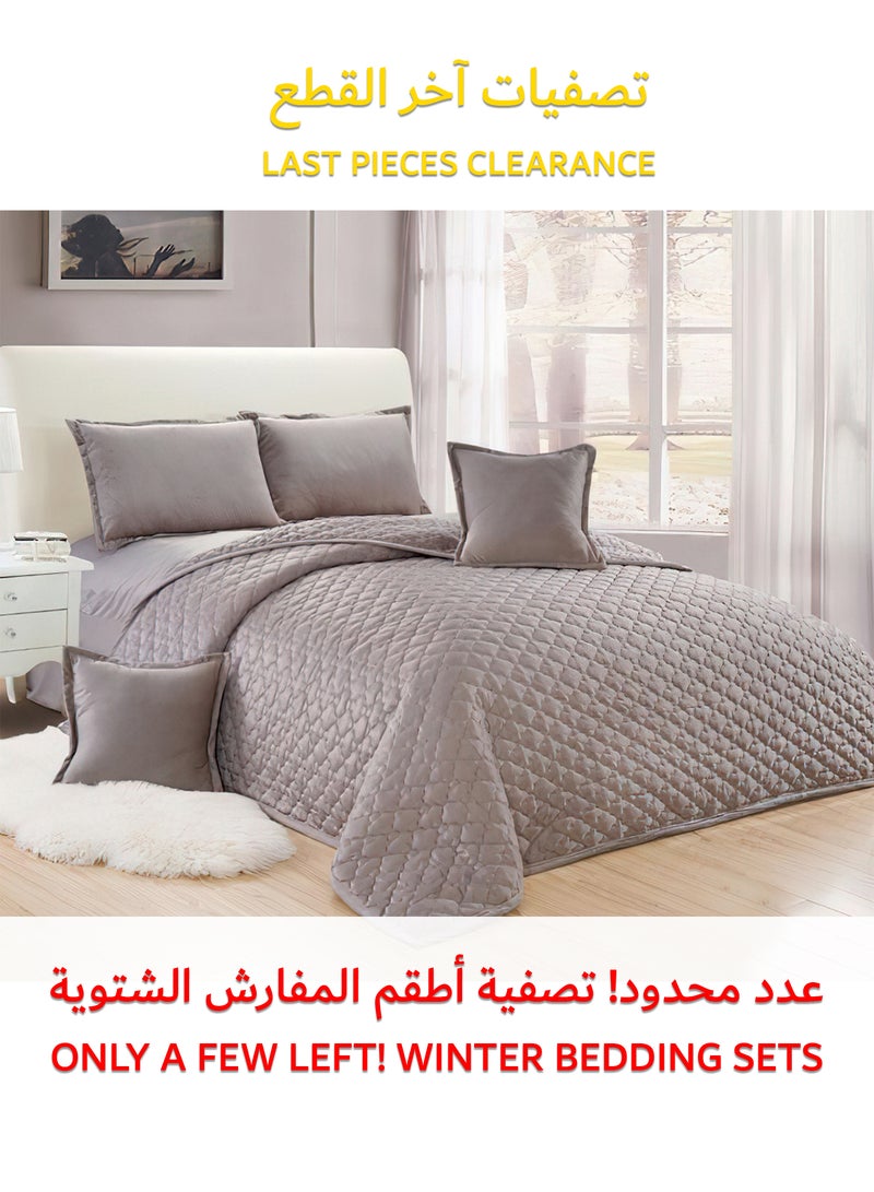 Sleep night Soft Velvet Comforter set, 6 Pcs Soft Bedding Set, King Size 220x240cm - Image 1
