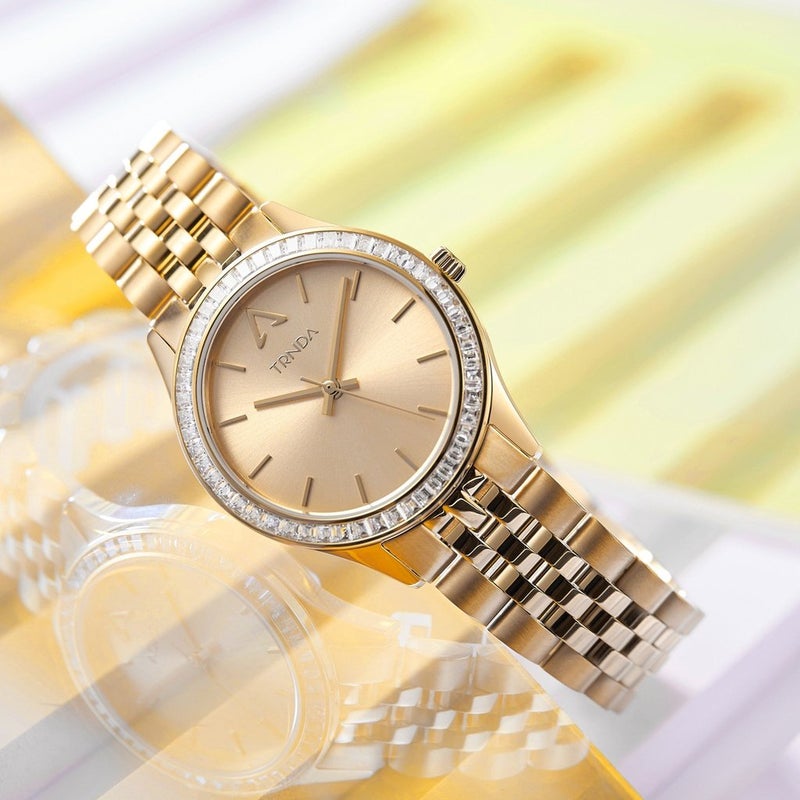 ترندا ساعة نسائية من TRNDA بهيكل من الفولاذ المقاوم للصدأ الذهبي وسوار من الفولاذ المقاوم للصدأ الذهبي - Image 5