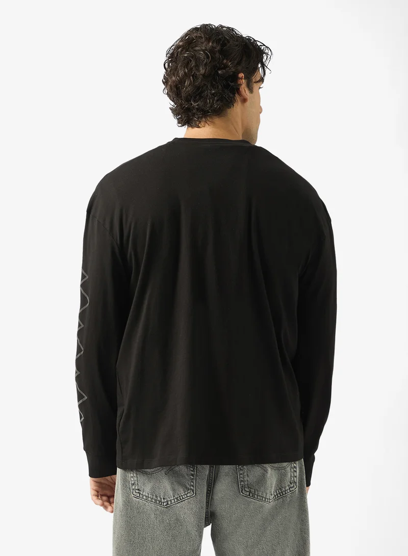 GUESS Kitaro Crew Neck Long Sleeve T-Shirt