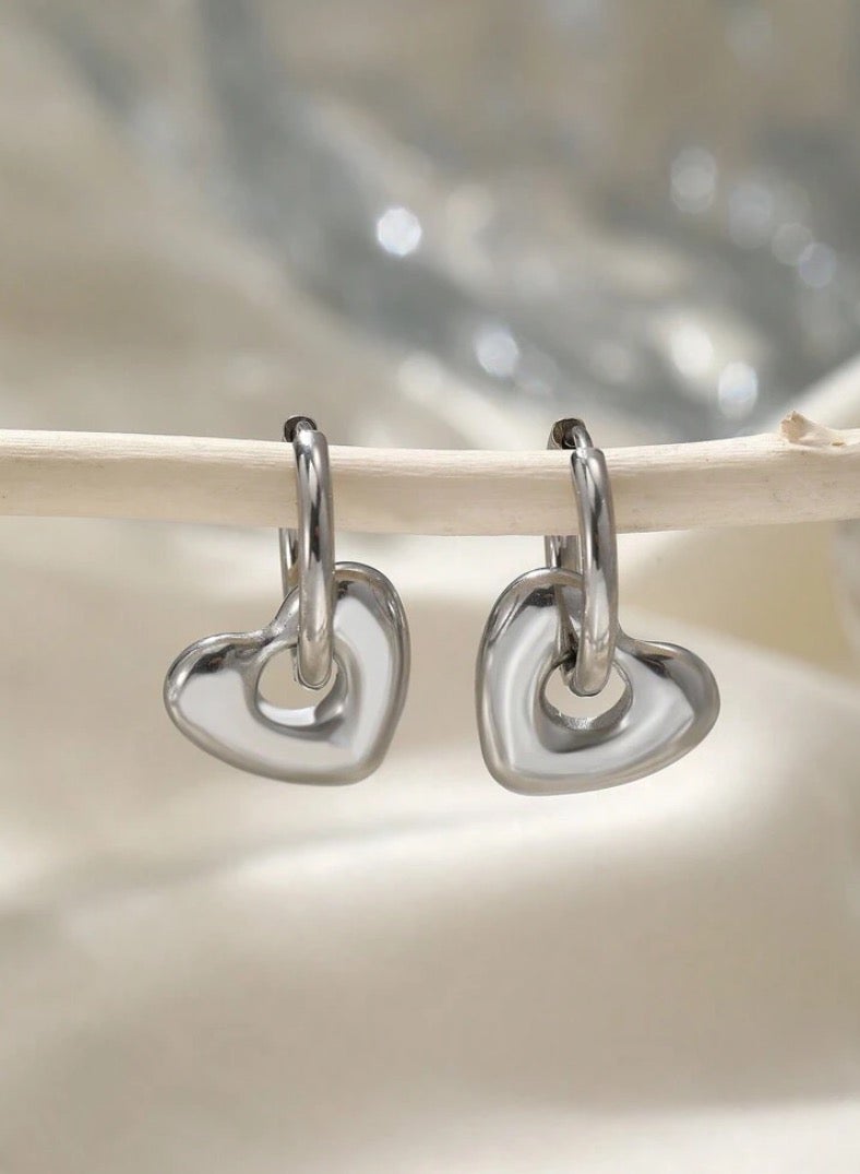 إيكوال حلق اذن نسائي من الاستانلس ستيل دائري باللون الفضي أنيق وعالي الجودة - Image 3