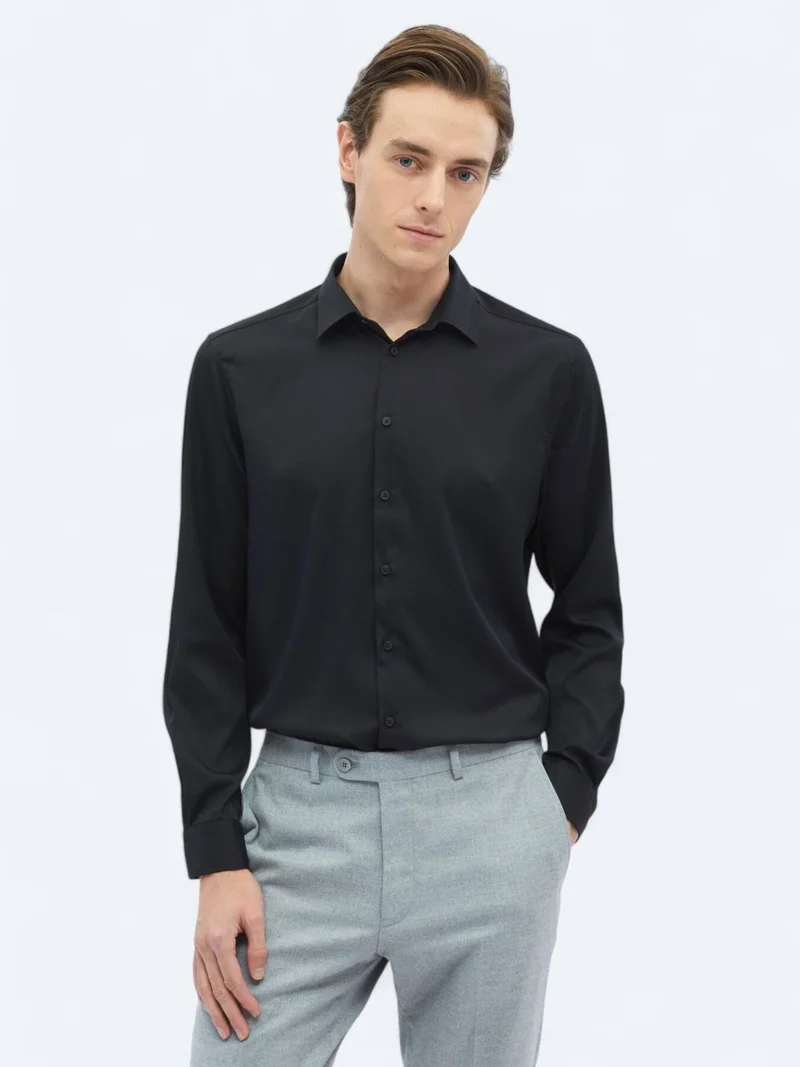 Kip Black Plain Regular Fit Long Weaving Casual Shirt