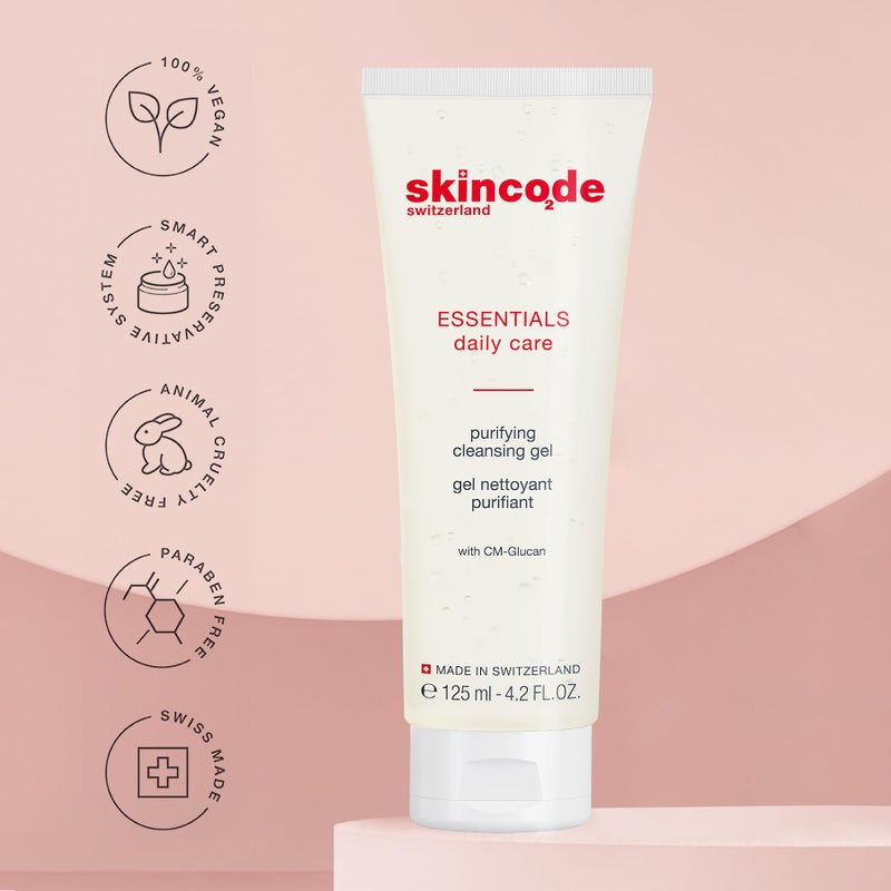 Skincode جل تنظيف البشرة المنقي من سكين كود إيسينشالز (4.2 أونصة) | منظف عميق للوجه مع برو فيتامين ب5 ومستخلصات نباتية | يزيل المكياج وينظم إفراز الدهون | غسول لطيف للنساء | حل للعناية بالبشرة خالي من الزيوت - Image 2