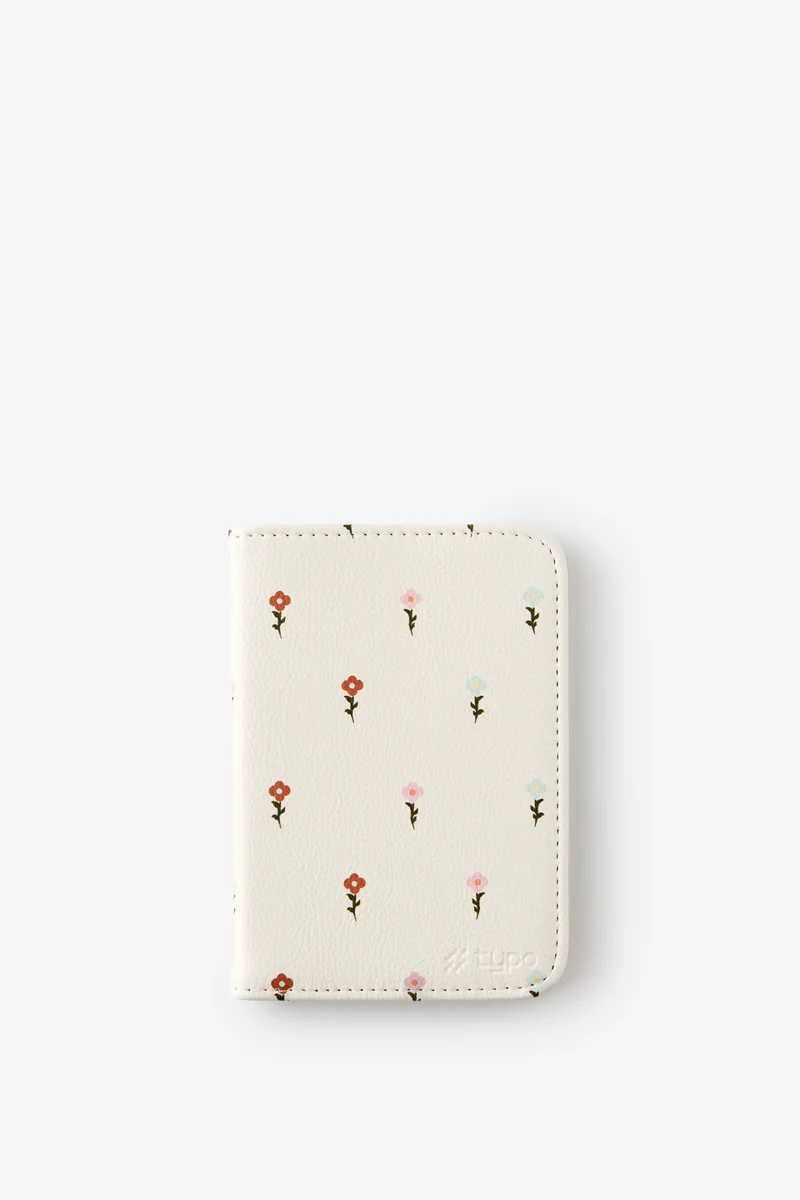 تايبو Passport Holder