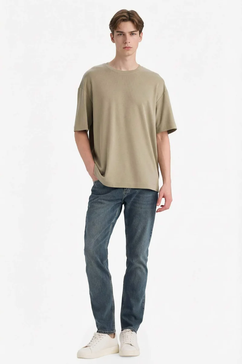 DeFacto Boxy Fit Crew Neck Short Sleeve T-Shirt