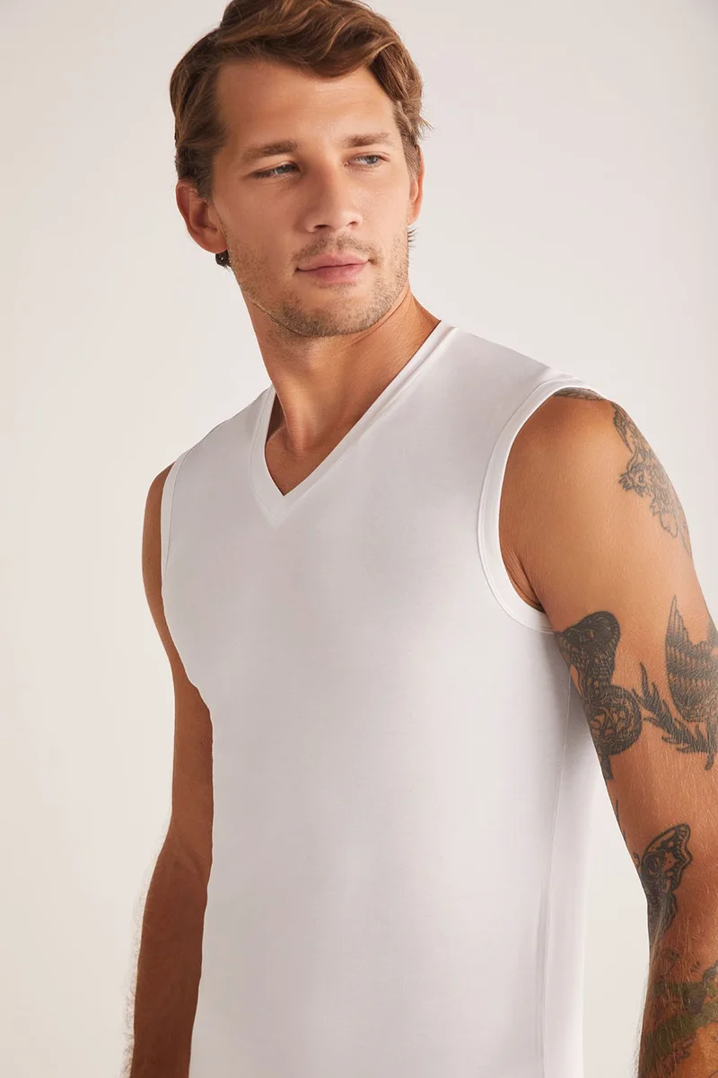 KOM Men Francesco V-Neck Athlete White