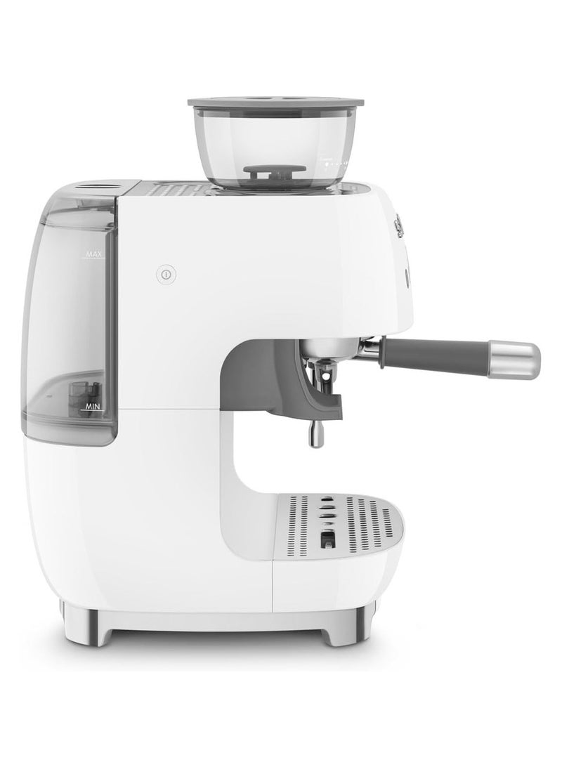 smeg 50s Retro Style Coffee Machine with Built-in Grinder, Manual Espresso Maker, 4L Water Tank, Gloss Finish  - Image 2