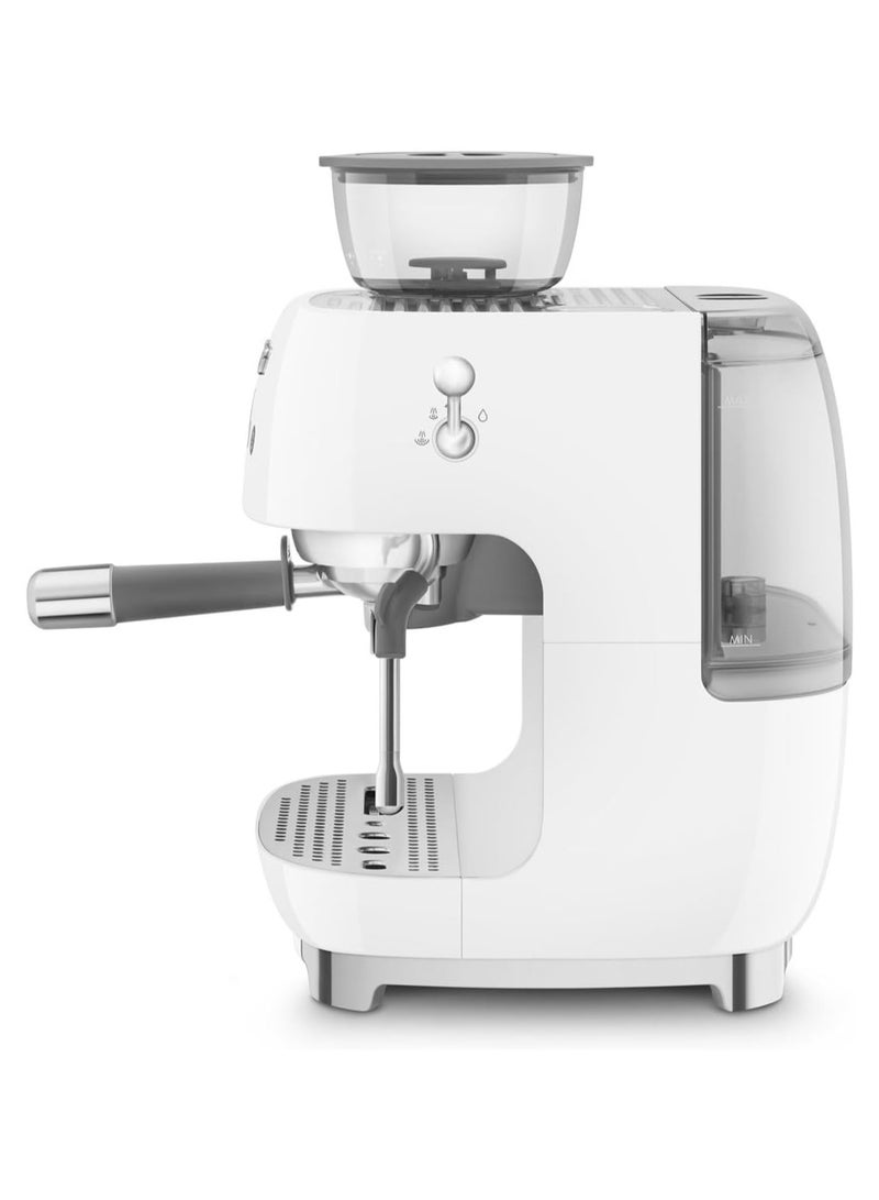 smeg 50s Retro Style Coffee Machine with Built-in Grinder, Manual Espresso Maker, 4L Water Tank, Gloss Finish  - Image 3