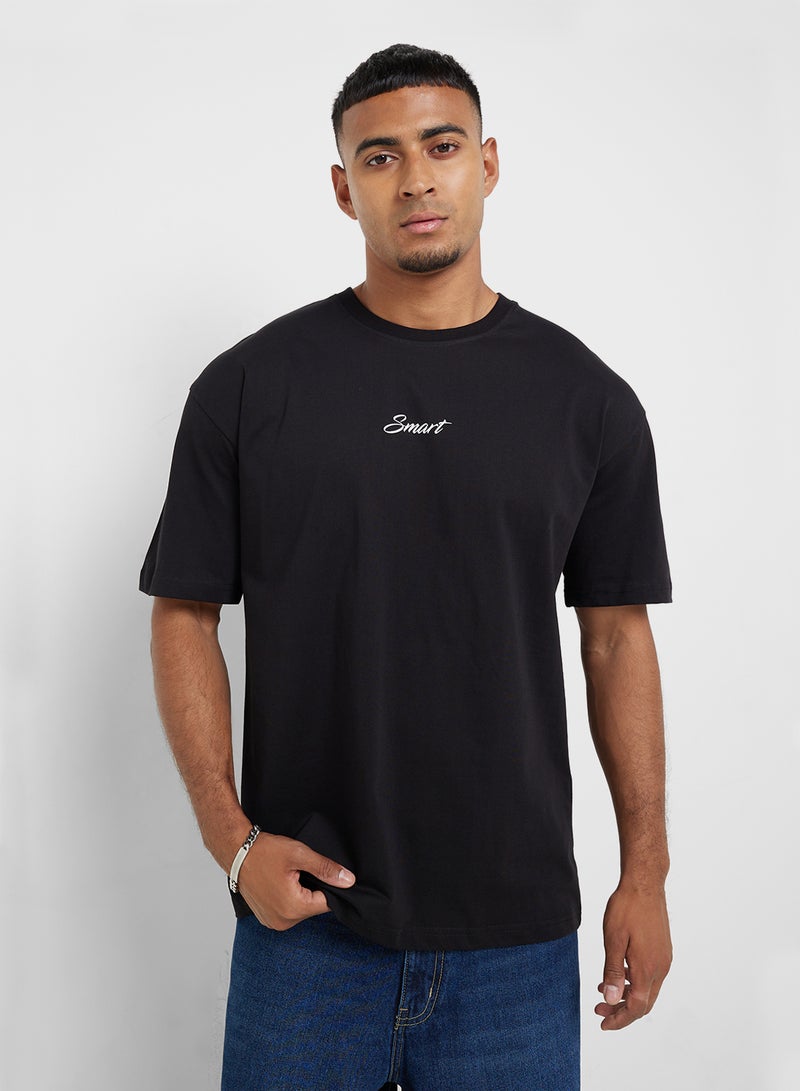 سفنتي فايف تيشيرت جرافيك واسع - Image 2