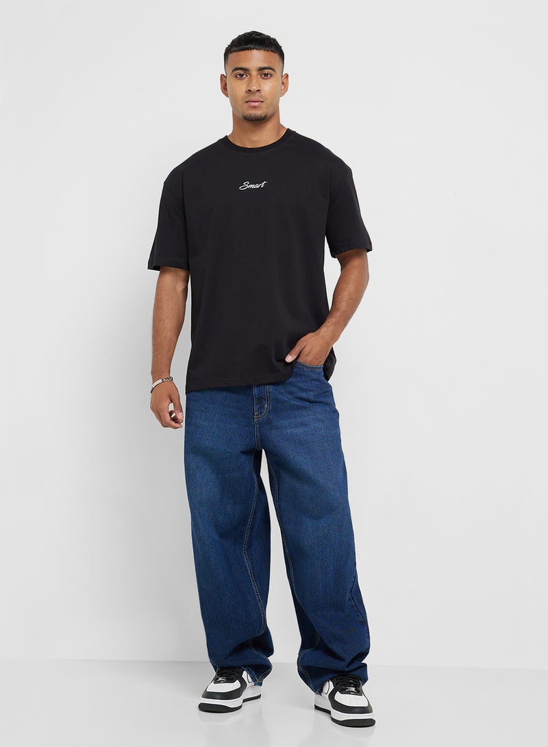 سفنتي فايف تيشيرت جرافيك واسع - Image 4