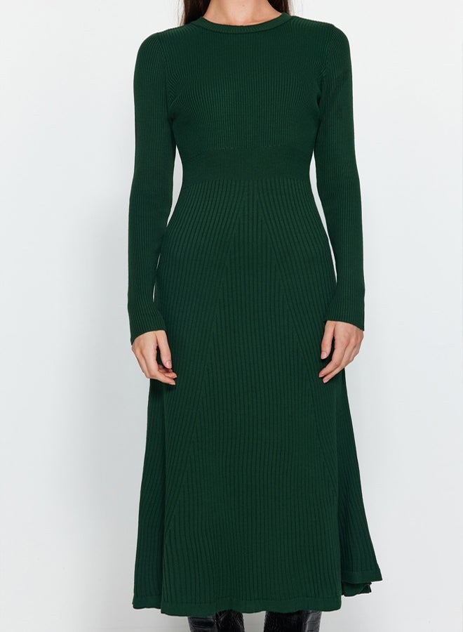 trendyol Emerald Green Midi Knitwear Crew Neck Dress - Image 4