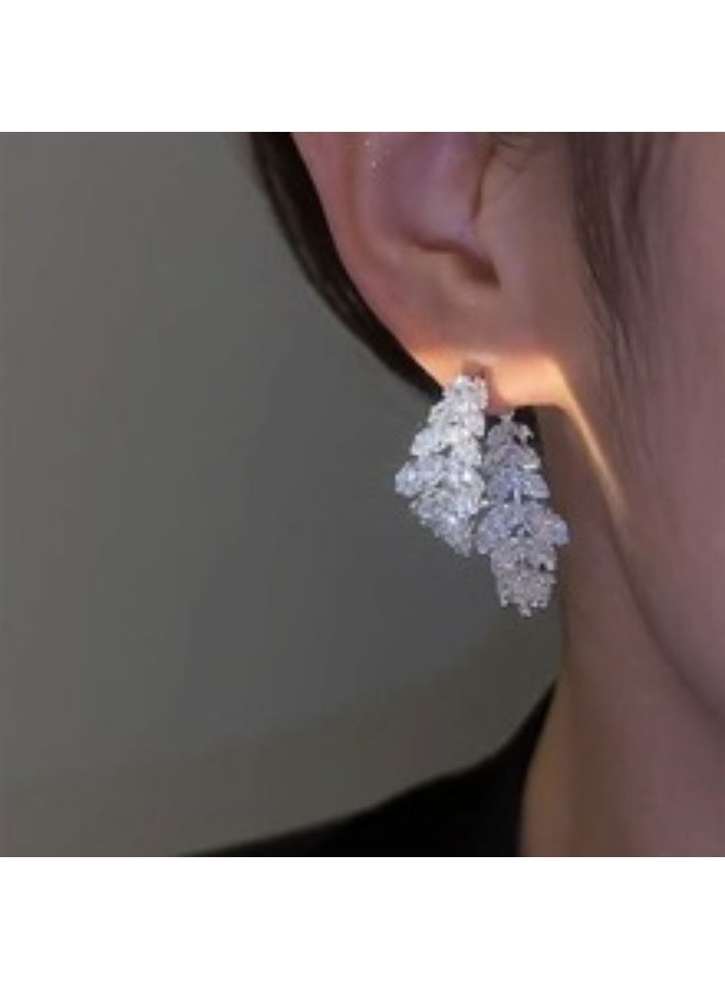 Light Luxury and High-end Wheat-shaped Agate S925 Silver Needle Earrings - Image 4