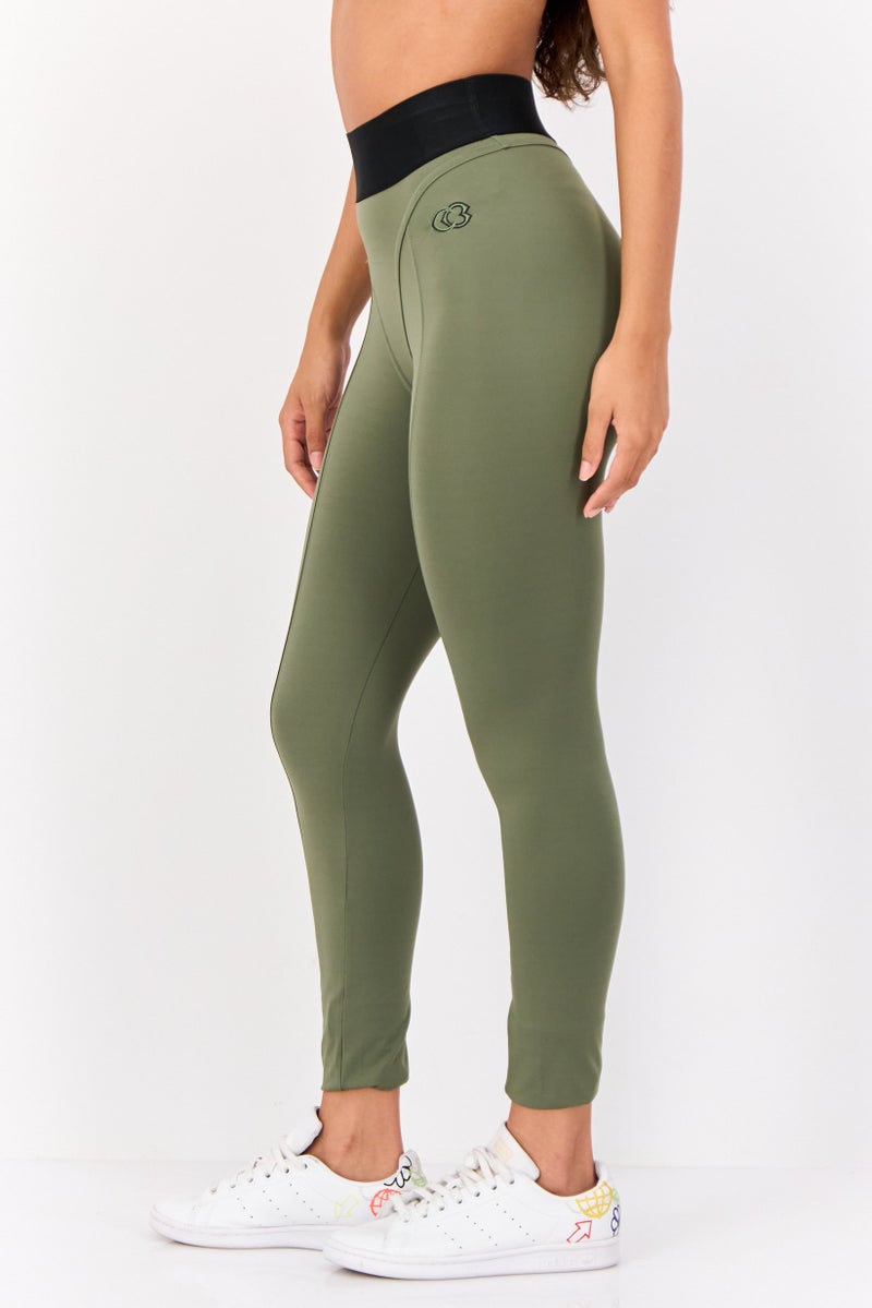 Reebok ليجنغ تدريب ضيق للنساء مع شعار مطرز، زيتوني - Image 2