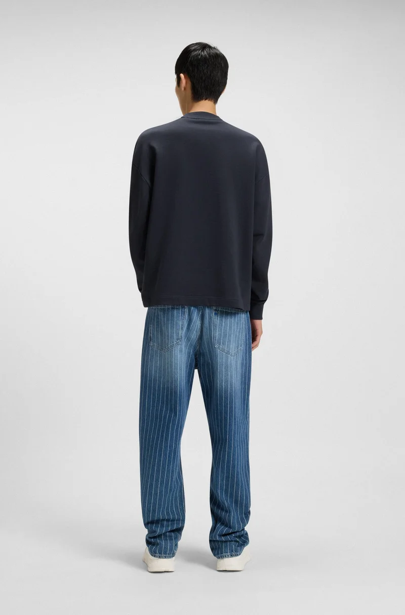 هوجو سويت شيرت قطن تيري بملصق شعار أزرق