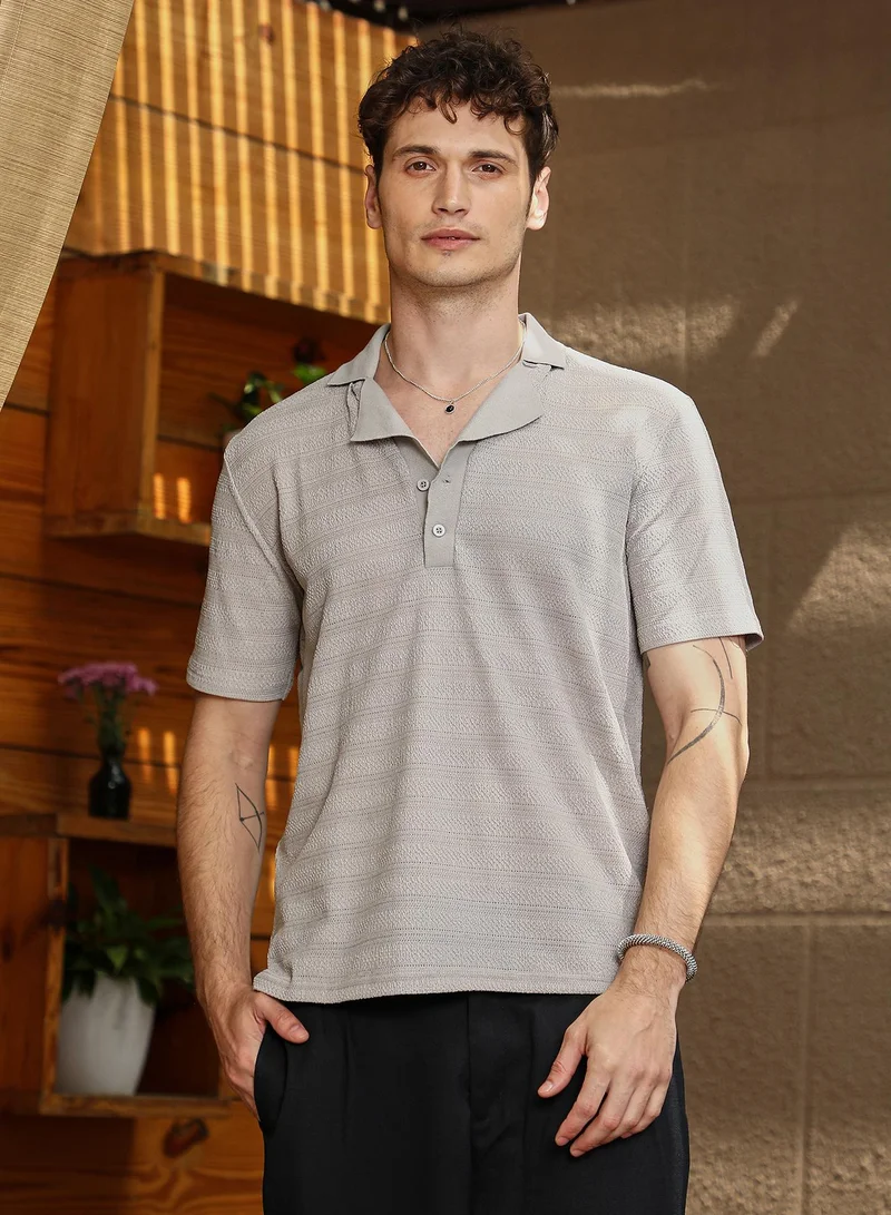 Campus Sutra Men's Cloud Grey Grainy-Tactile Polo T-Shirt