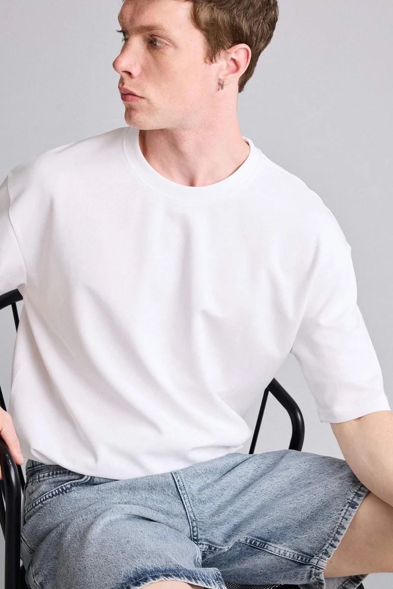 Oversize Fit Crew Neck Short Sleeve T-Shirt