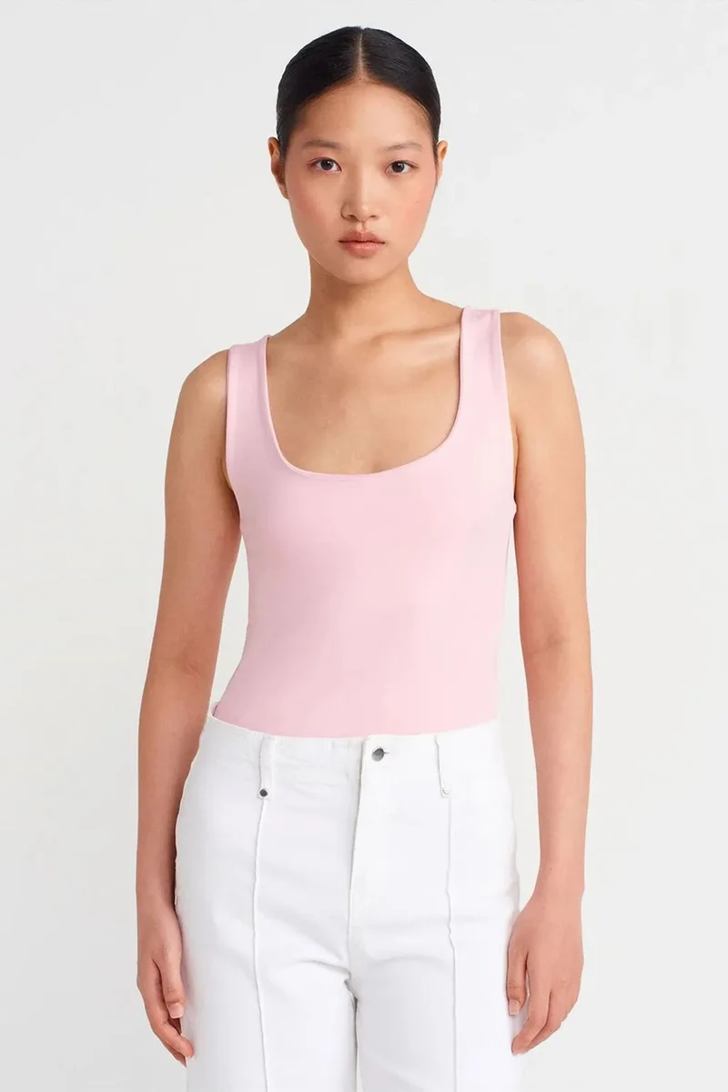DILVIN Sleeveless Square-Neck Slim-Fit Jersey Blouse