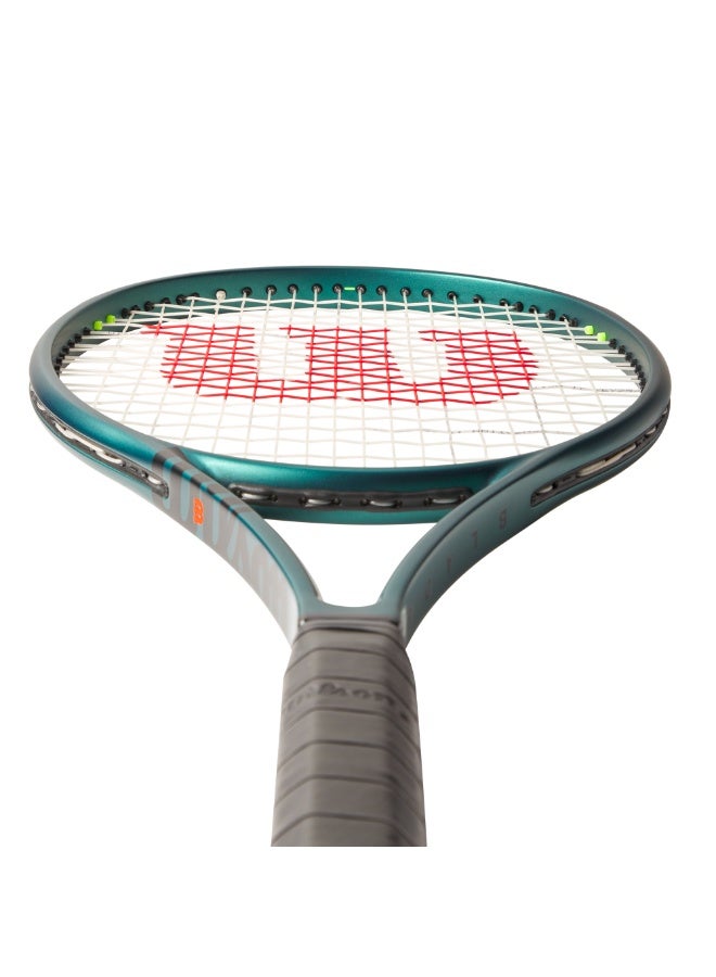 Wilson Blade 98 (18x20) V9 Tennis Racket - Image 4
