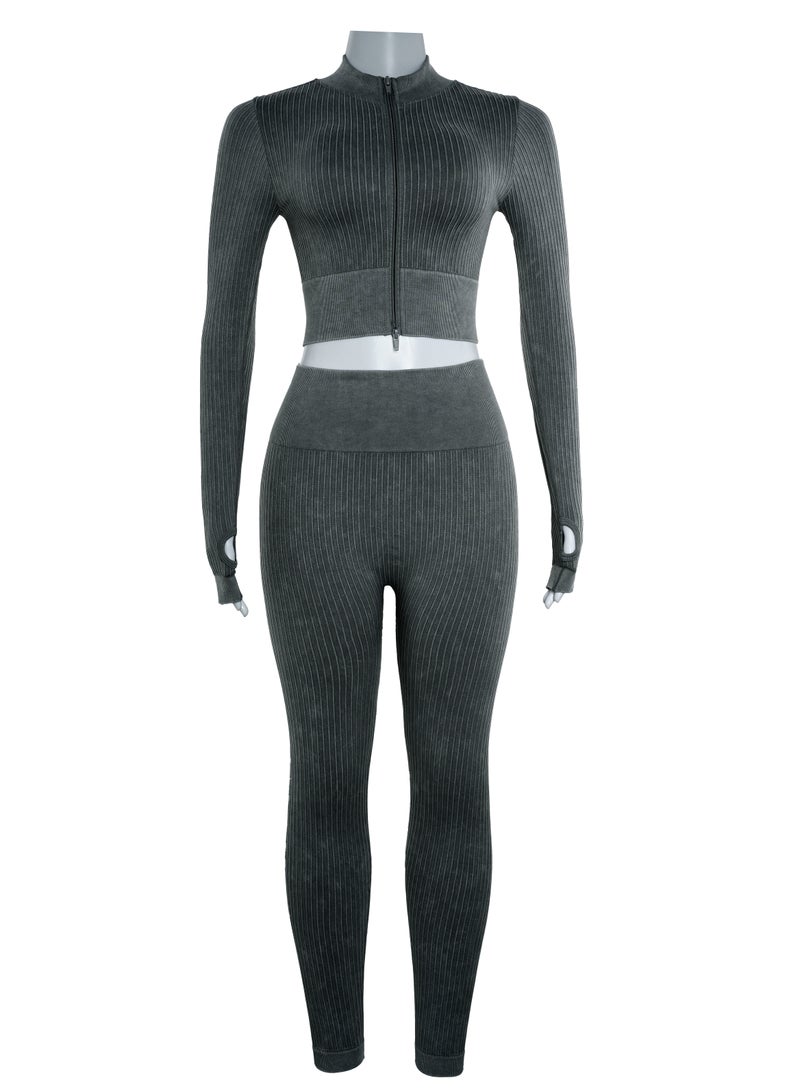 Women's Full Length Zipper Yoga Set - Long Sleeves and Pants, Stretchy and Slim Fit Activewear Perfect for Yoga, Gym and Outdoor Workouts  - Image 1