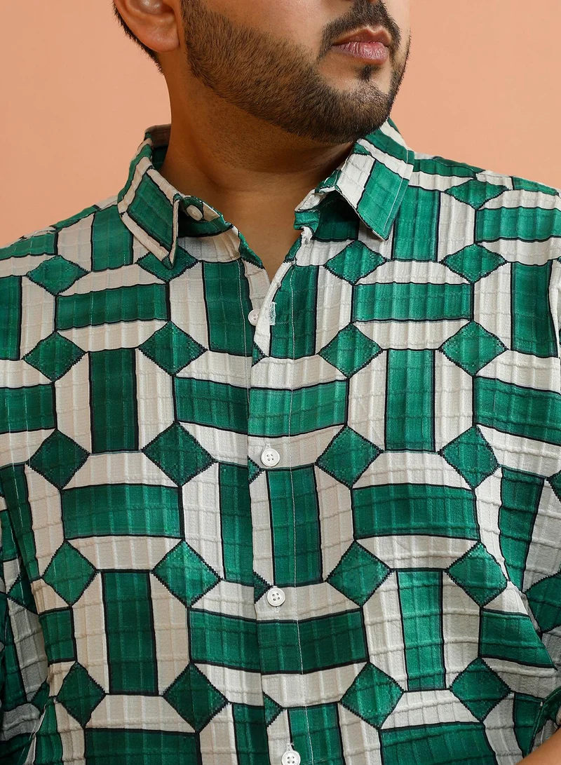 Instafab Plus Instafab Plus Men's Green & White Contrast Block Shirt For Casual Wear | Spread Collar | Long Regular Sleeves | Button Closure | Plus Size Shirt Crafted With Comfort Fit For Everyday Wear