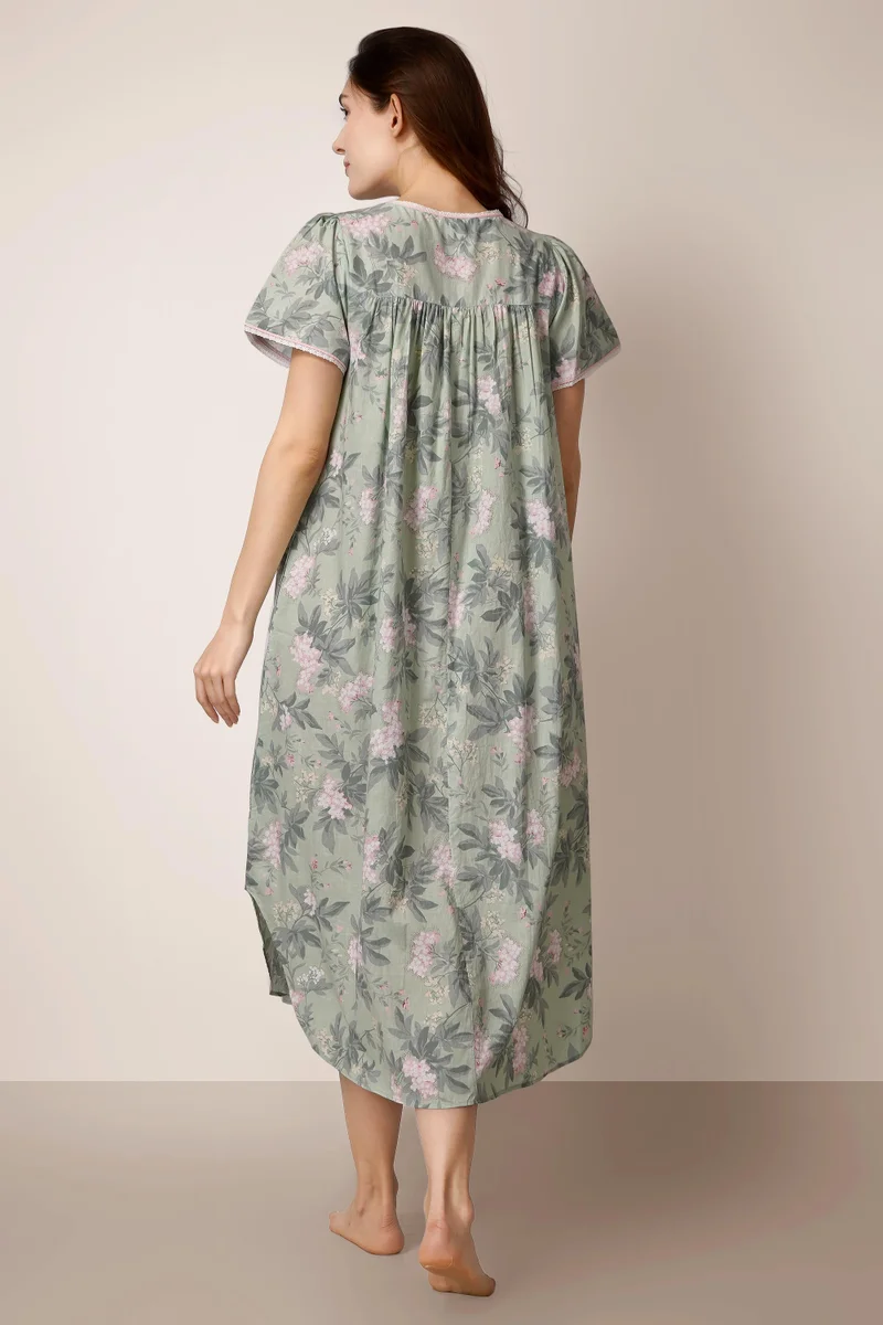 After Dark Zinnia, Green Nightdress