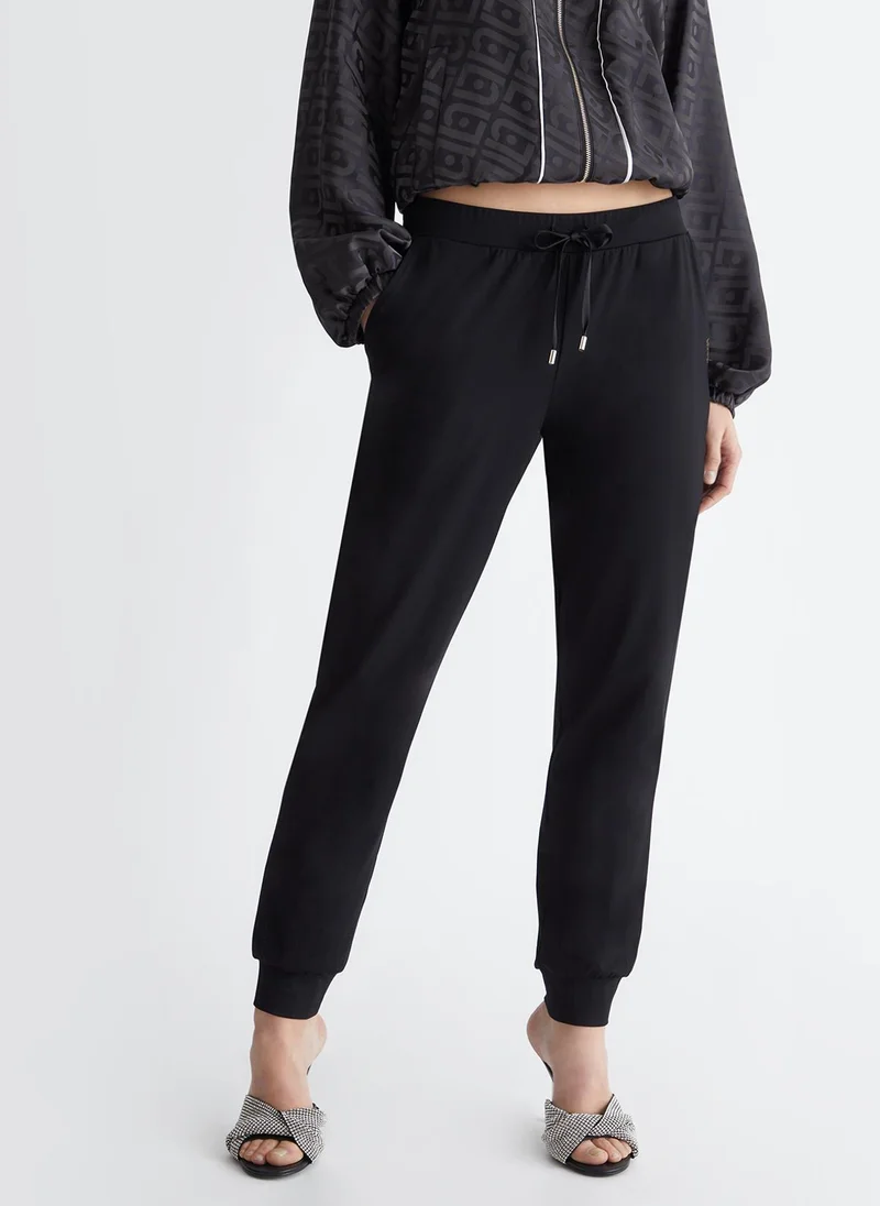 ليو جو بنطال جري