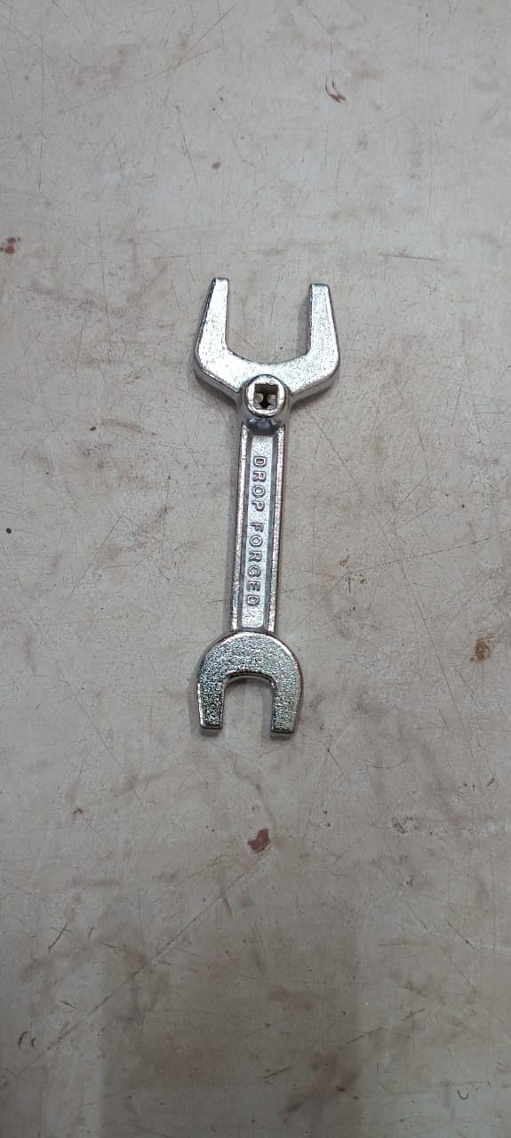 URMIT SURGICAL URMIT SURGICAL 2 in 1 Spanner Double Side Medical Oxygen Cylinder Key Oxygen Cylinder Wrench Key Double Sided Speciality Drop Forged Pack of 1 - Image 2
