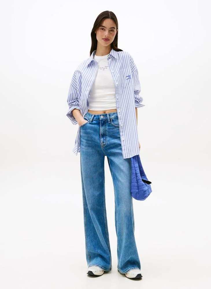 TOMMY JEANS Logo Crew Neck T-Shirt