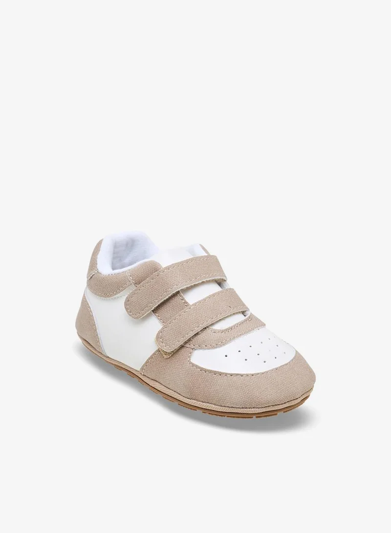 Barefeet Booties With Hook & Loop Closure